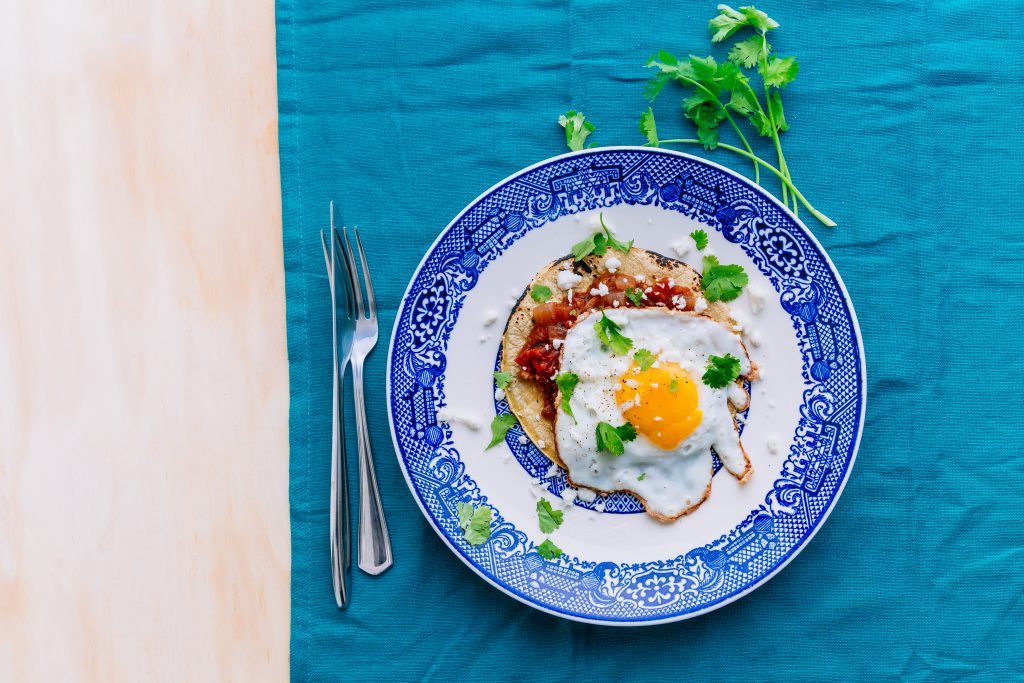 A Mexican Favorite, Anytime: Huevos en Salsa
