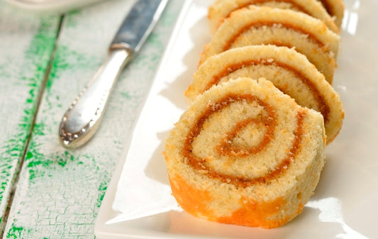 Pionono: Argentinean Cake Log with Dulce de Leche
